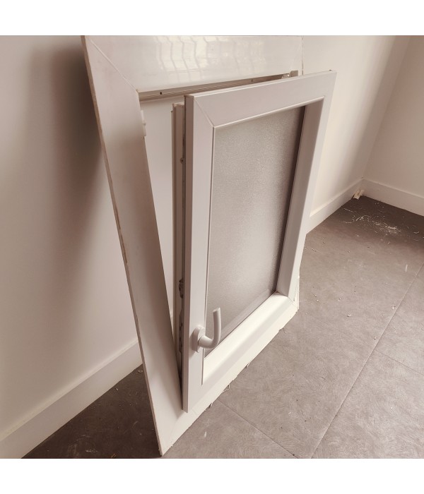 59x75 Fenêtre PVC Oscilo verre flou