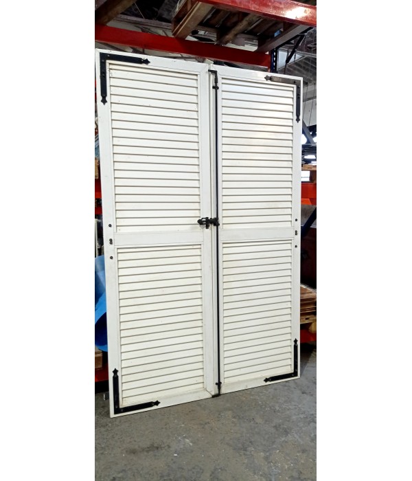 154 x 228 volet PVC 