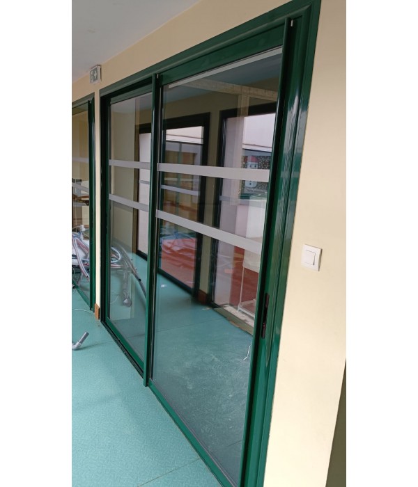 241x220 Baie vitrée ALU DV verte