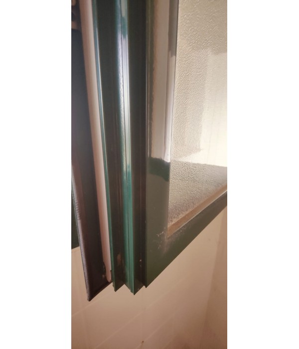 62x106 Fenêtre ALU feuilleté (granité)