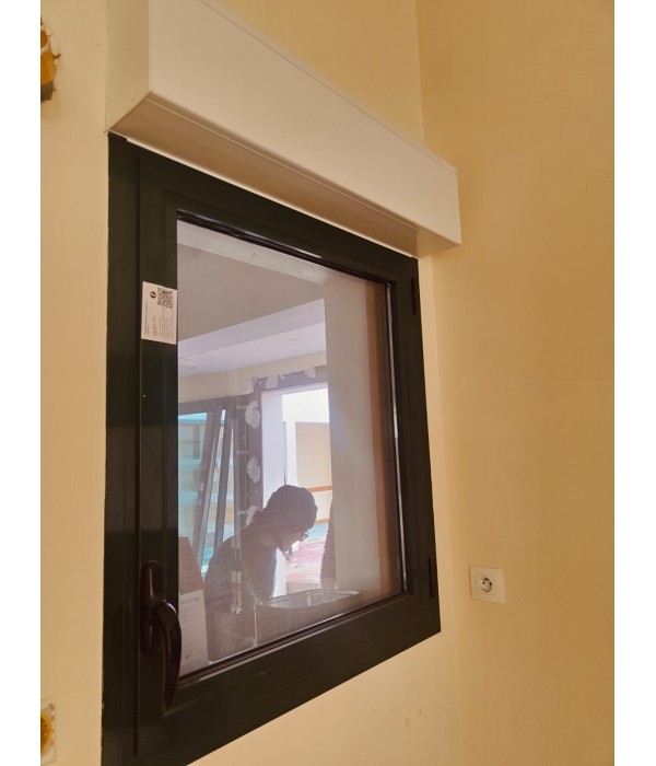 82x95 Fenetre simple alu DV + volet...