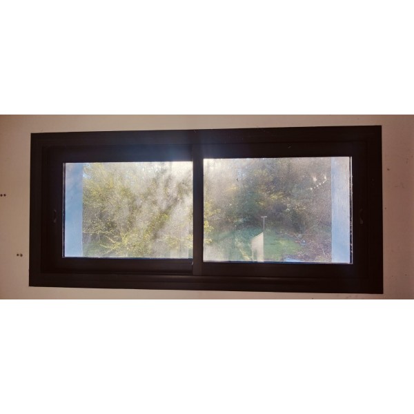 170x74 Fenêtre coulissante...