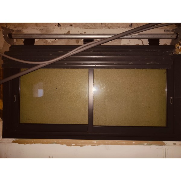 120x85 Fenêtre coulissante...