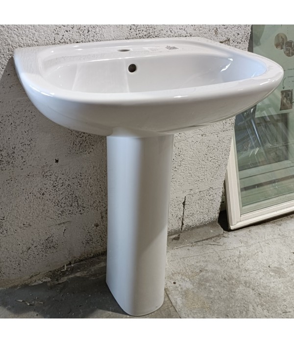Lavabos avec colonnes