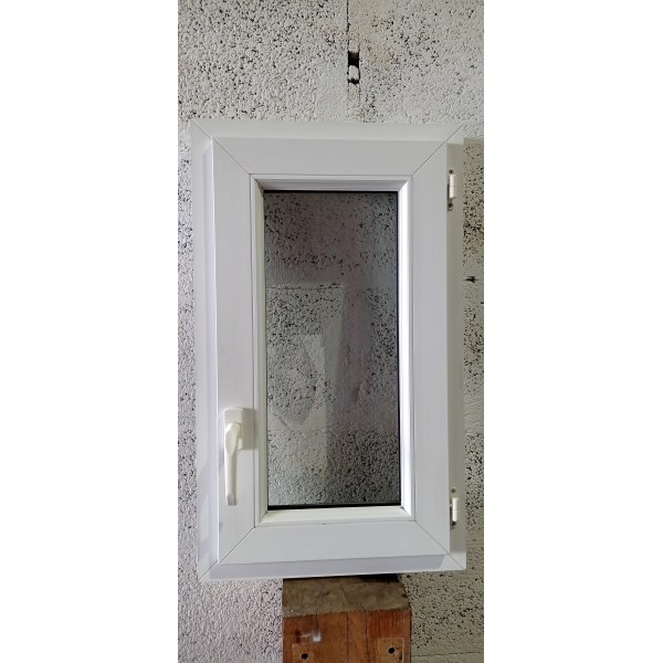 45 x 75,5 Fenêtre PVC 