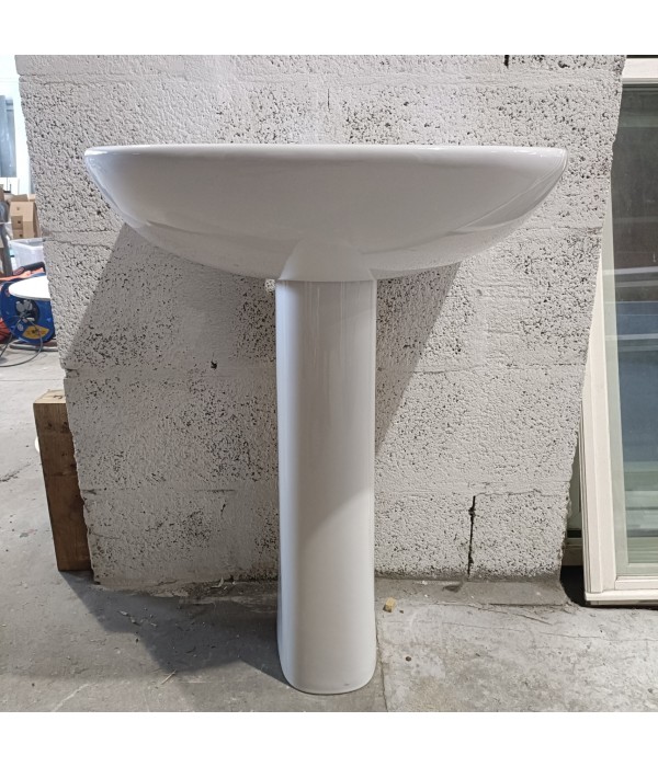 Lavabos avec colonnes