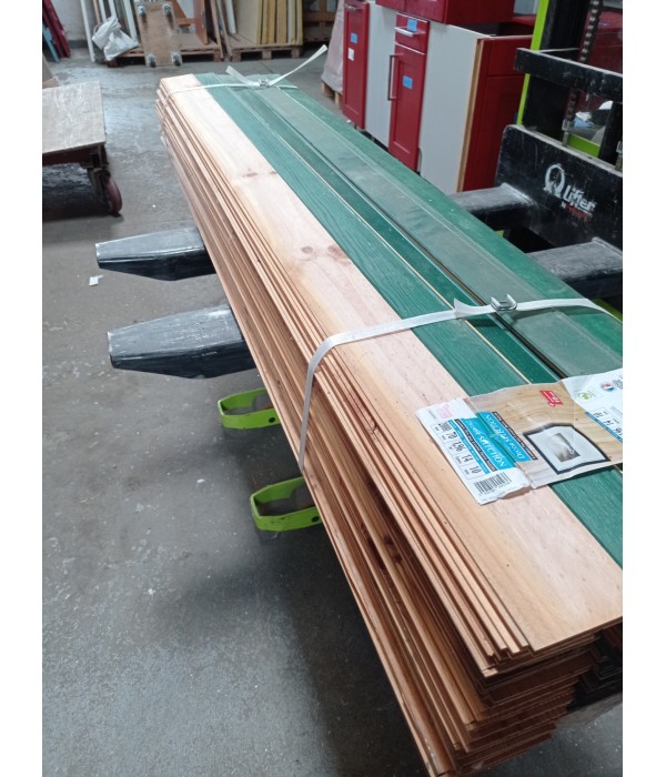 16 m2 lambris pin Laouet
