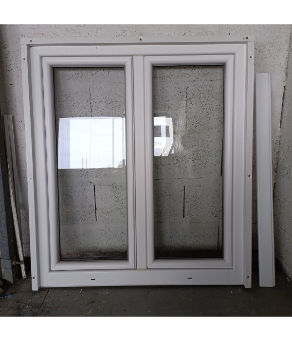 Fenêtre PVC 105 x 118