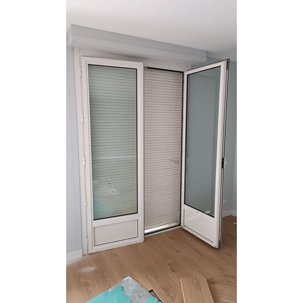 140 x 222 Porte fenêtre ALU DV