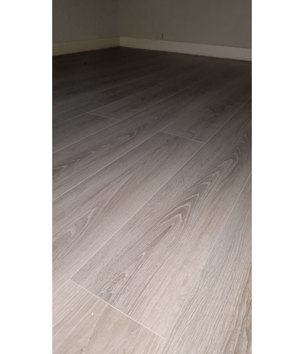 12m2 Parquet stratifié gris