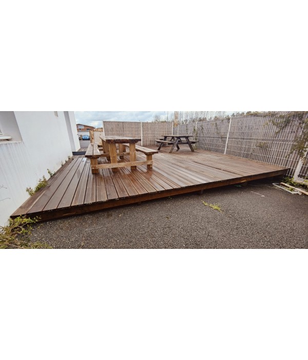 Terrasse bois : lames + lambourdes