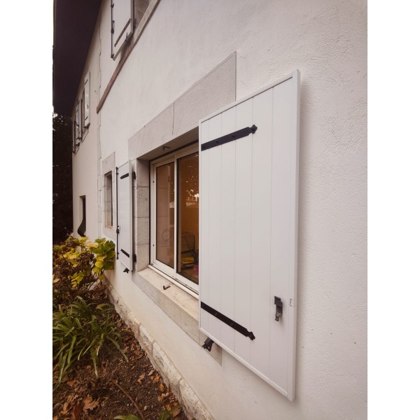 60x130 Volets PVC blanc