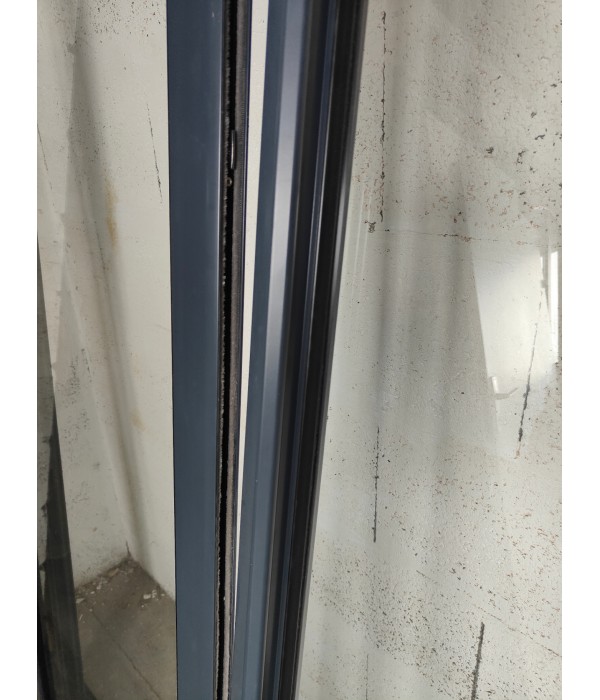 147 x 255 Fenêtre ALU