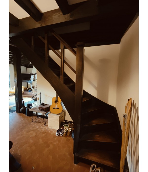 Escalier bois quart tournant