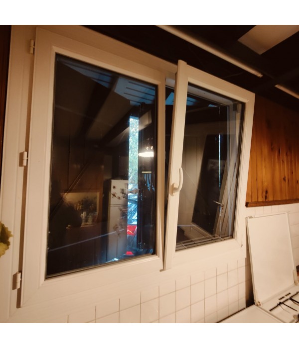 135x120 Fenêtre PVC DV oscillo battante