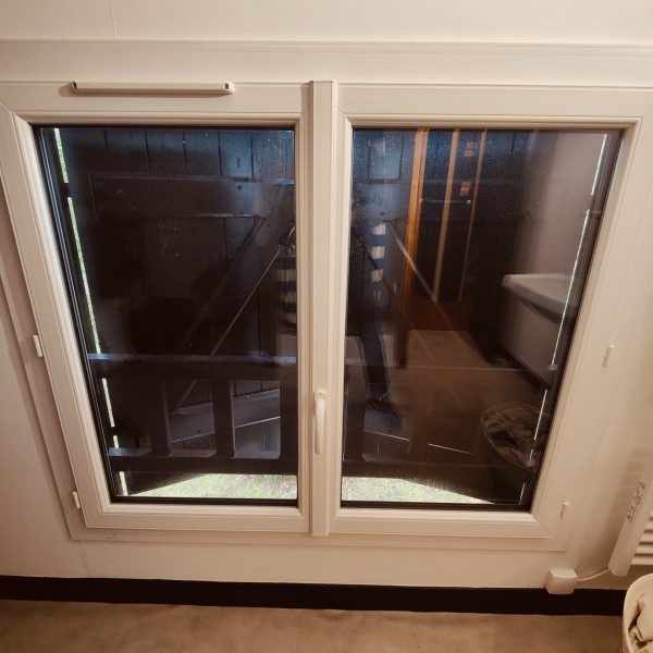 138x150 Fenêtre PVC DV