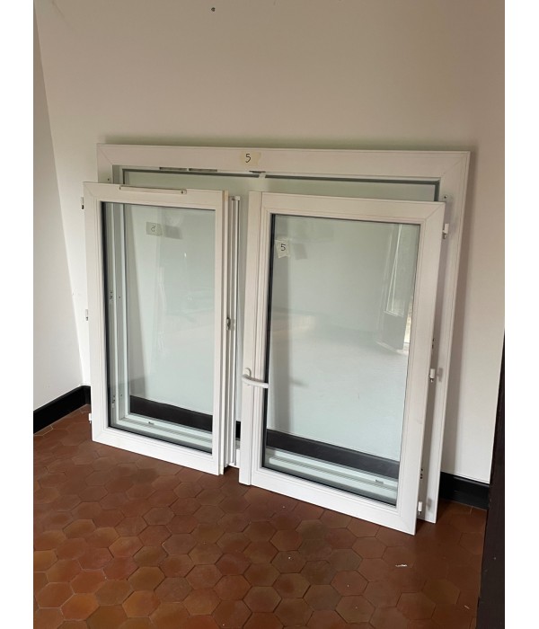 135x114 Fenêtre PVC DV