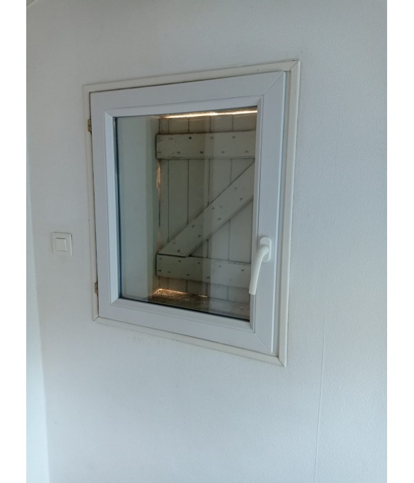 62x73 Fenêtre simple battant PVC DV