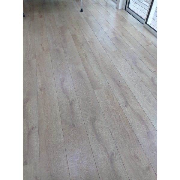 Parquet bois stratifié 22m2