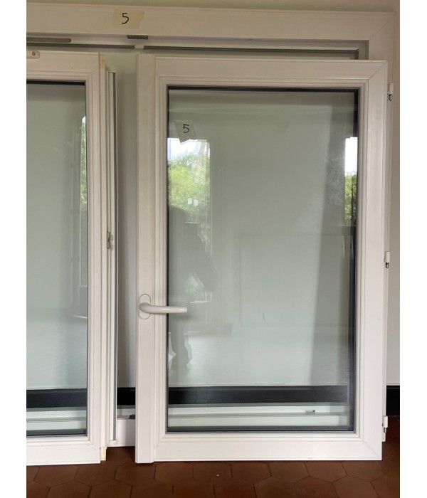 135x147 Fenêtre PVC DV