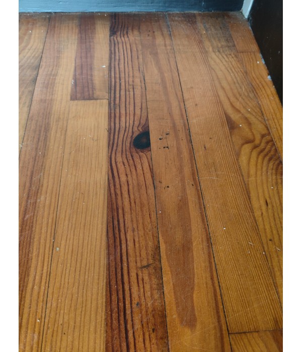 25 m2 parquet pin massif (LOT)