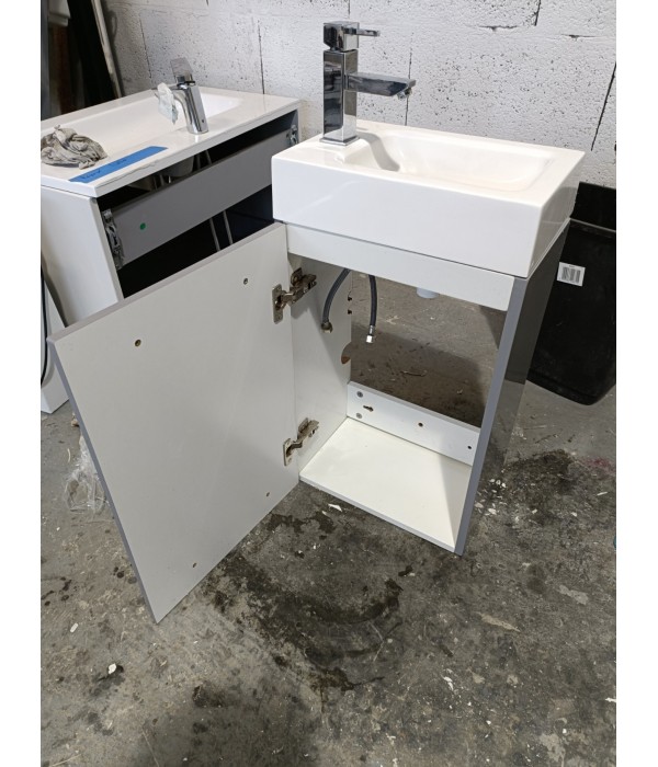 Meuble vasque + robinetterie