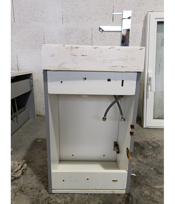 Meuble vasque + robinetterie