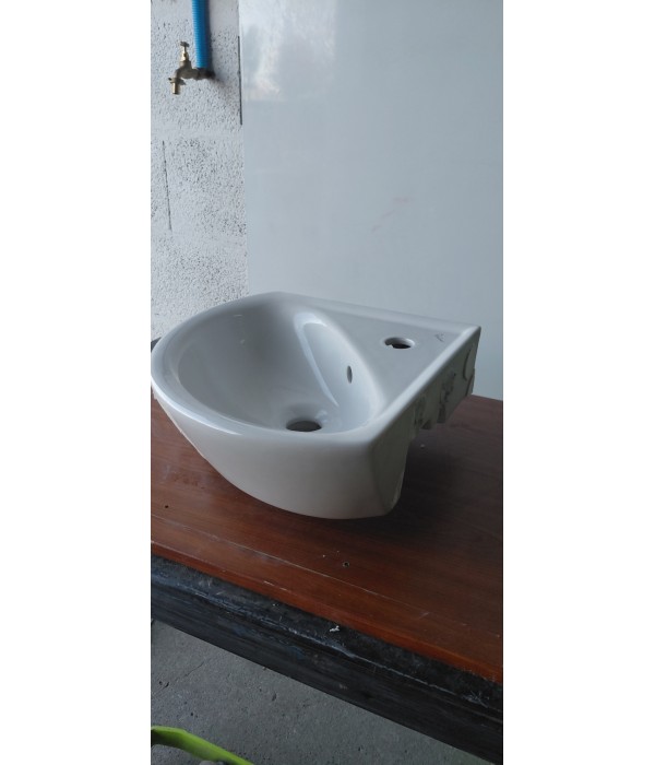 Lave main d’angle PORCHER
