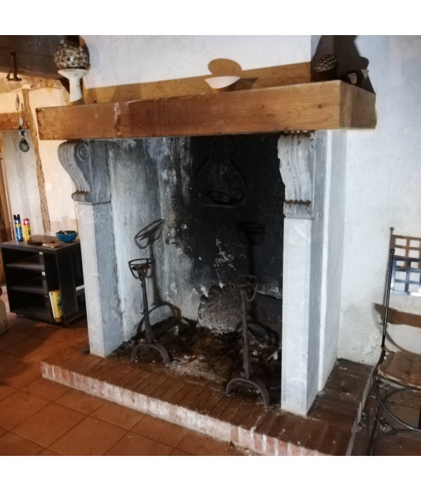 Cheminée pierre de taille